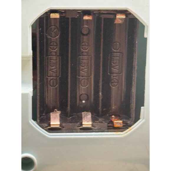 Vtg. Peter Clown Moving Musical Animated Alarm Clock Jinmei Japan NOT TESTED - Picture 8 of 9